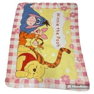 Vintage Winnie the Pooh Fleece Blanket Tigger Eeyore Piglet Yellow Orange